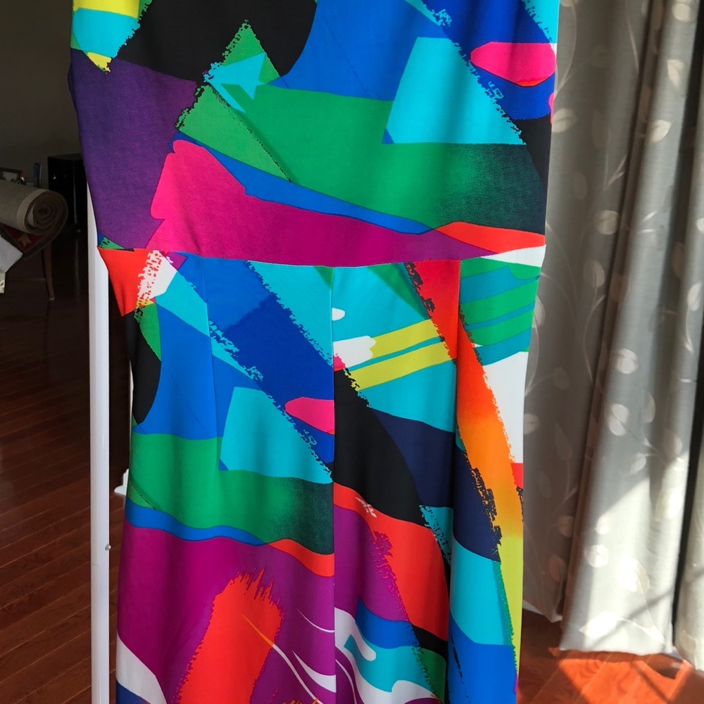 Dress - Picture 3 of 5